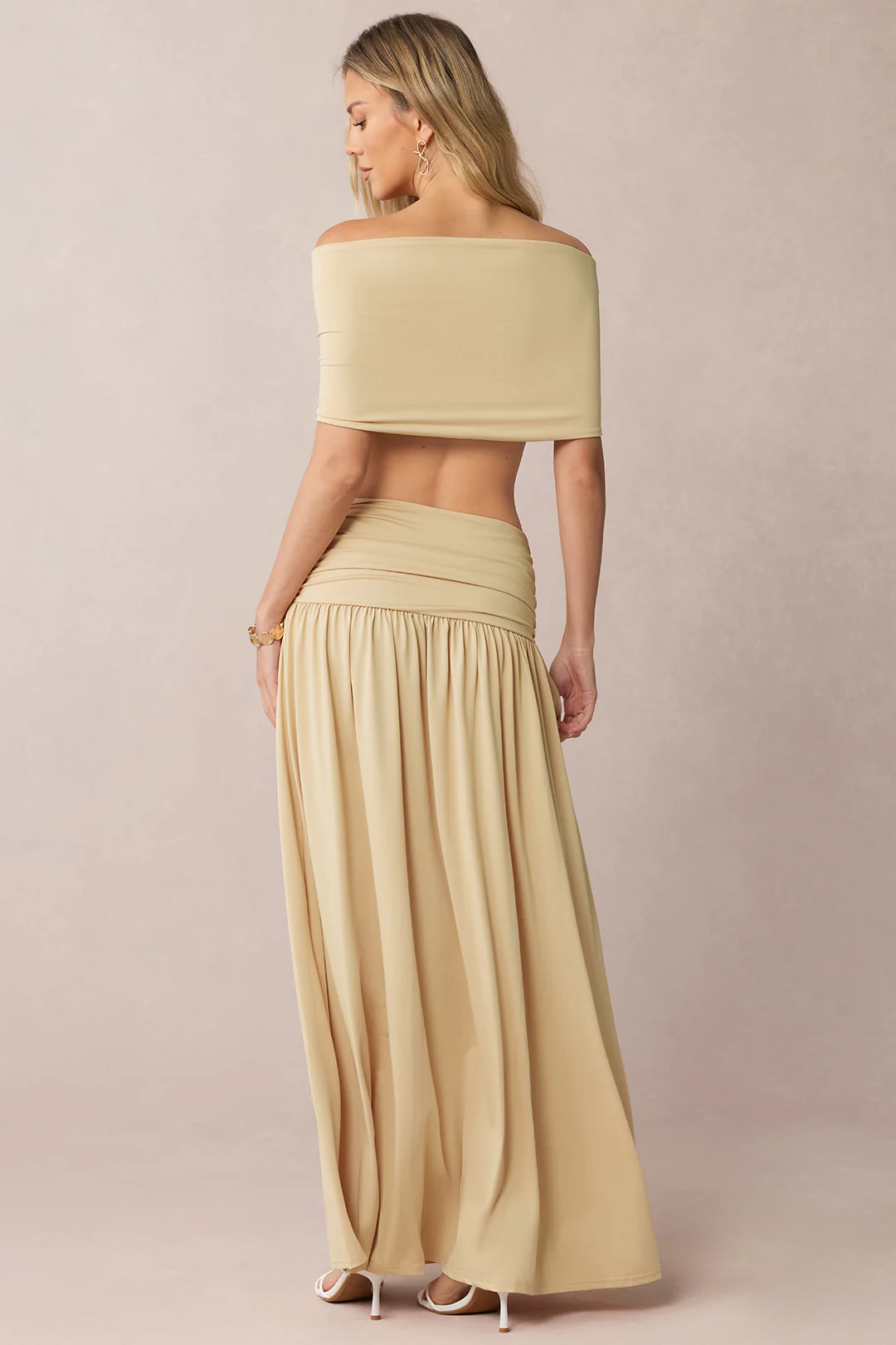 Ruched Off-Shoulde Top And Skirt Set - Flockneti