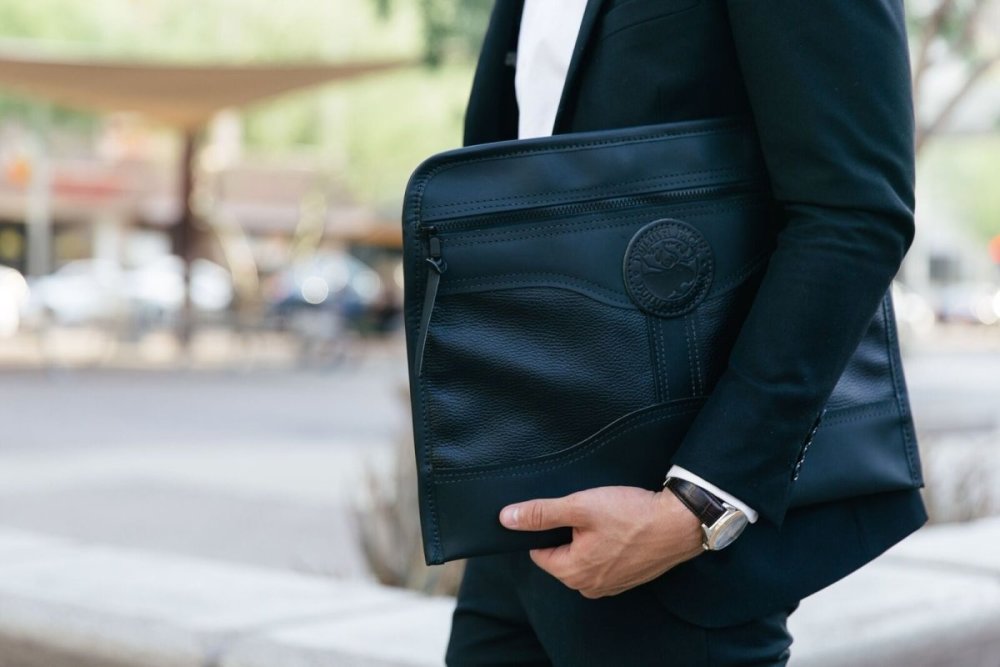 Duluth Pack Black Pebbled Leather Document Brief - Flockneti