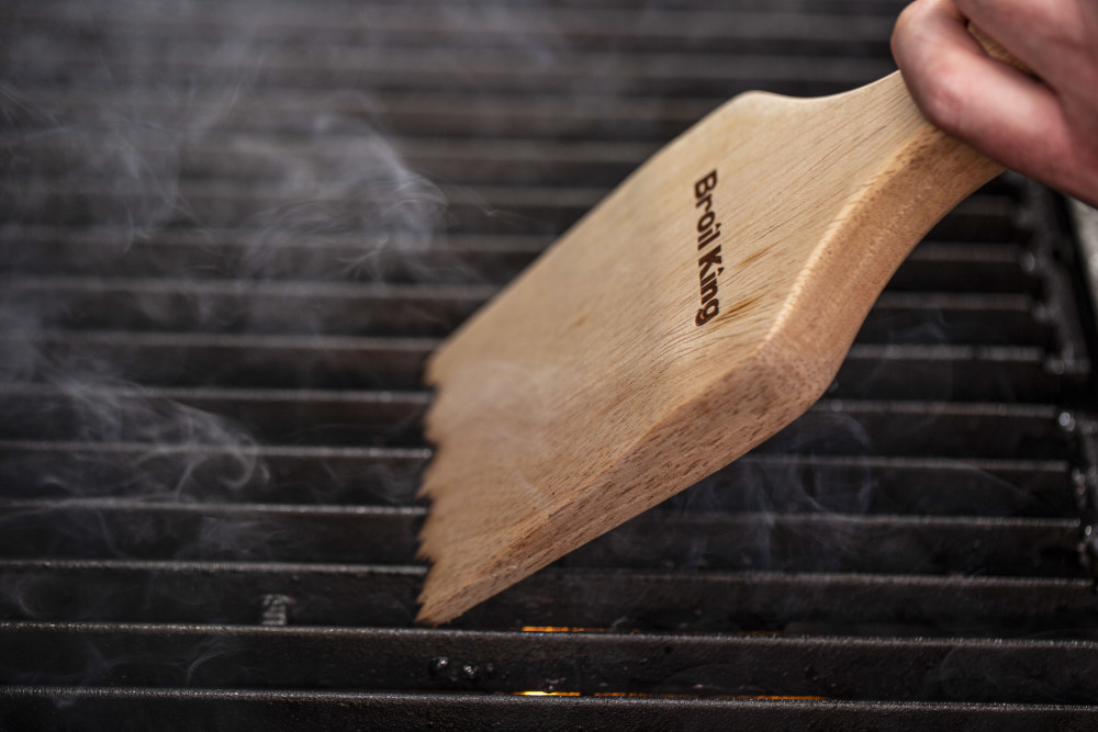 Broil King Wood BBQ Grill Scraper - Flockneti