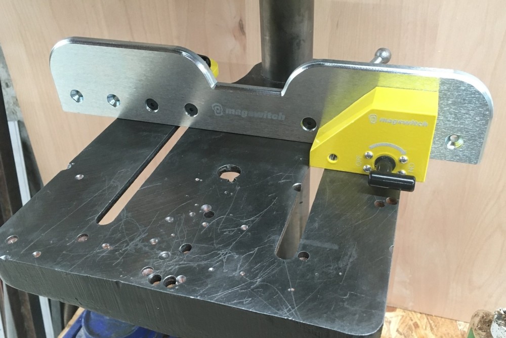 Magswitch Drill Press Fence - Flockneti