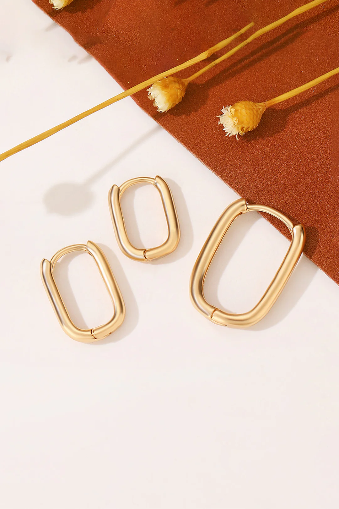 Alloy Oval Earrings - Flockneti