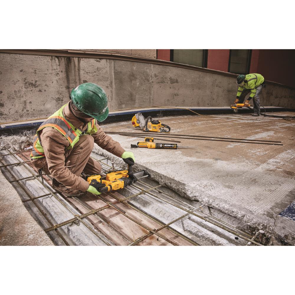 DEWALT 20V MAX* XR Brushless 1-1/8In SDS Plus D-Handle Rotary Hammer Kit - Flockneti
