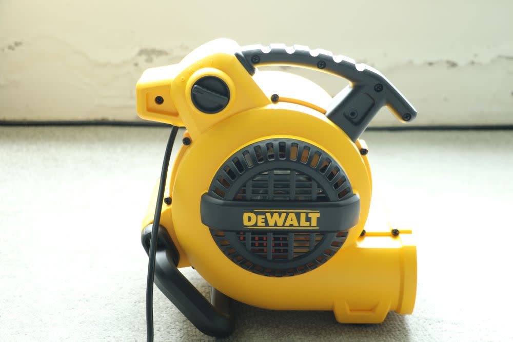 DEWALT Air Mover and Dryer 600CFM 3 Speed - Flockneti