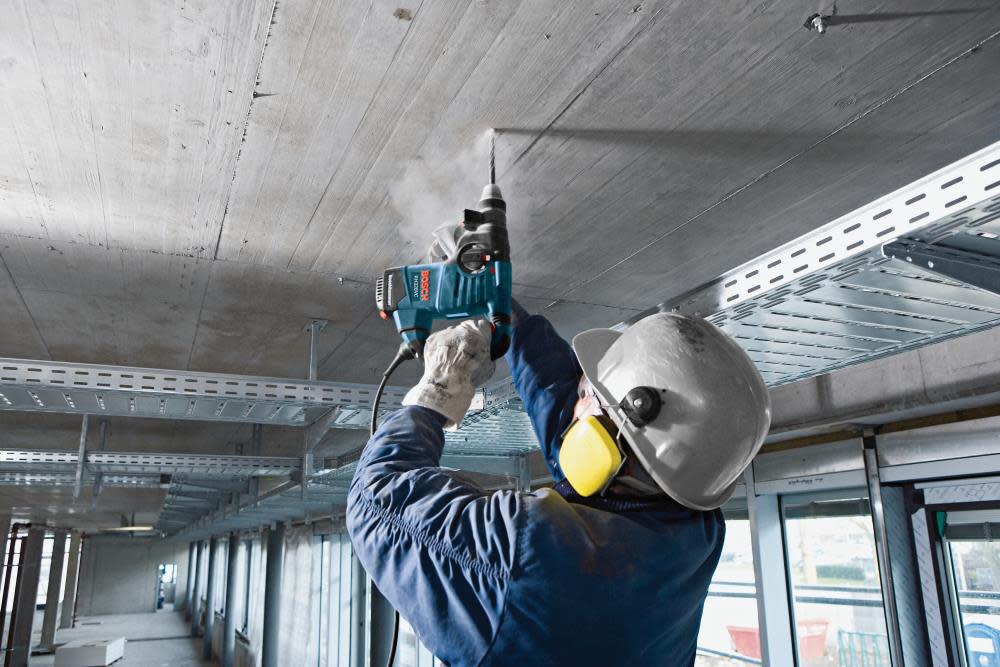 Bosch 1-1/8 In. SDS-plus Rotary Hammer with Quick-Change Chuck System - Flockneti