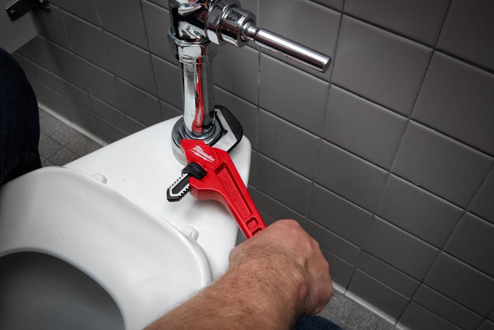 Milwaukee Steel Offset Hex Pipe Wrench - Flockneti