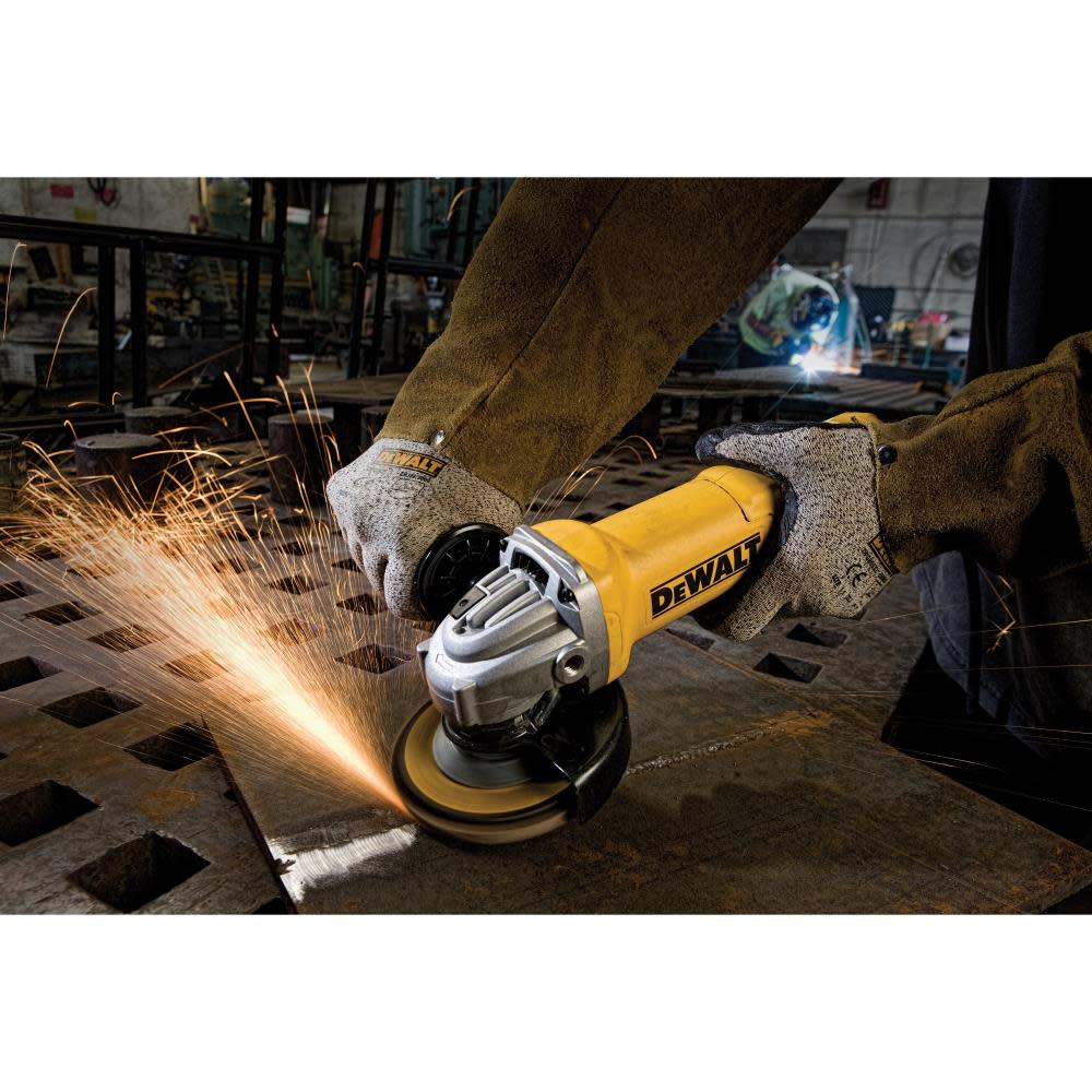 DEWALT 4 1/2″ Angle Grinder with 10pk Metal Cut Off Wheels Bundle - Flockneti