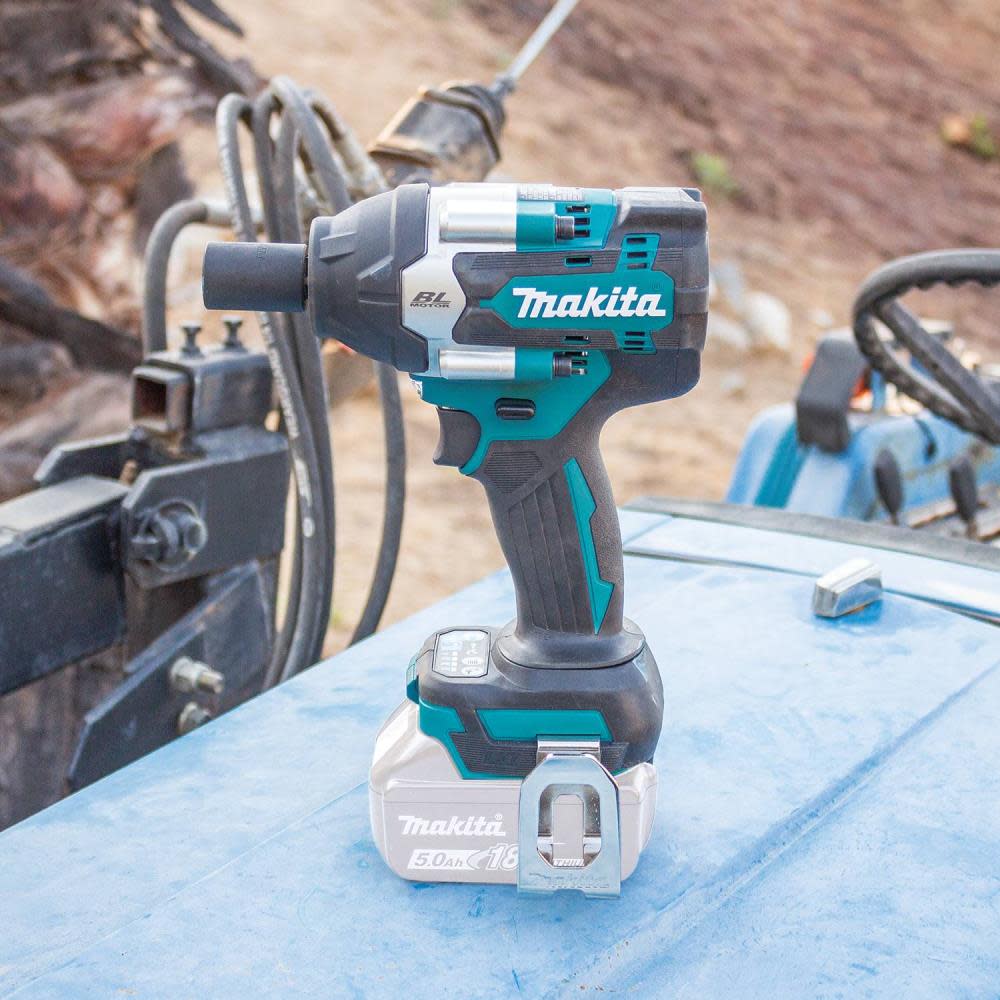 Makita 18V LXT Utility Impact Wrench with Detent Anvil 1/2″ Sq Drive Bare Tool - Flockneti