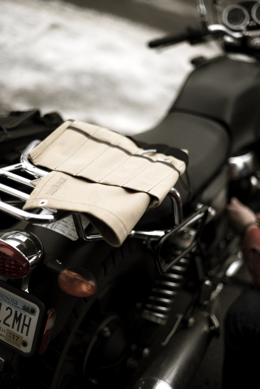 Duluth Pack Natural Canvas Utensil Roll - Flockneti
