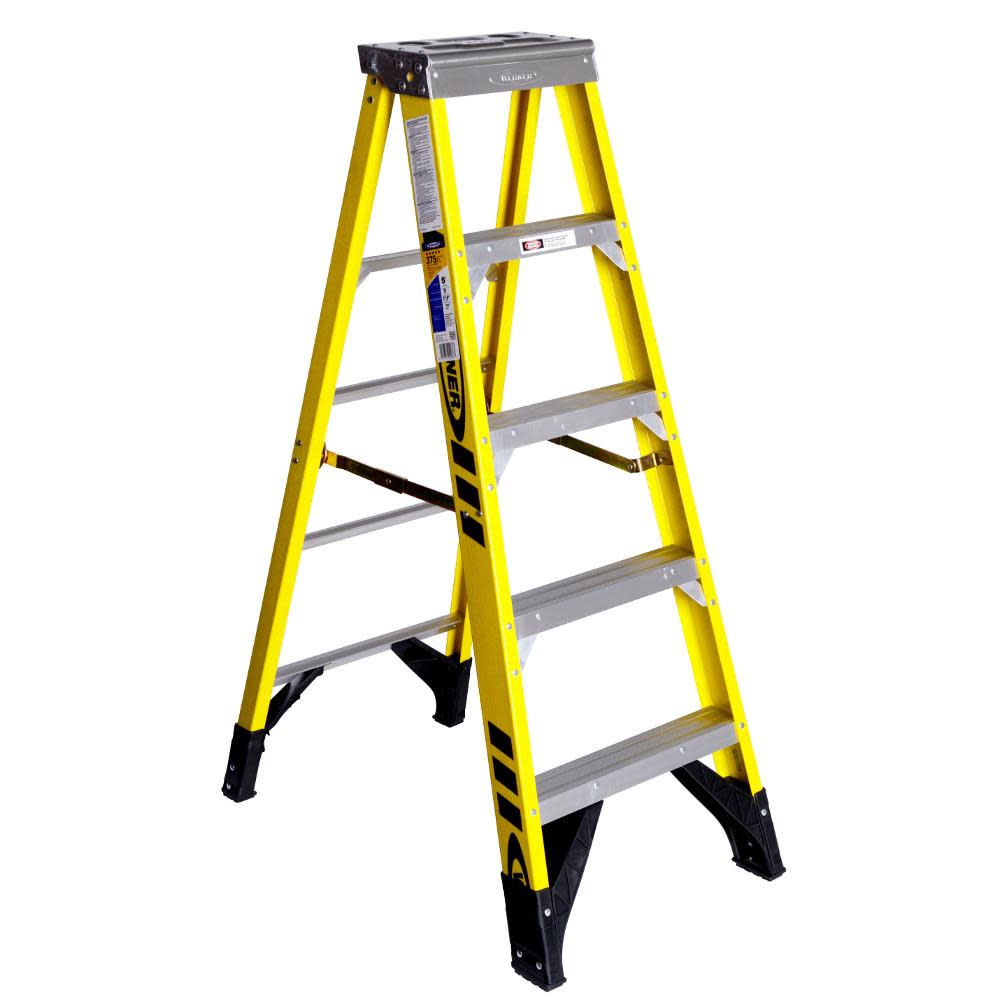 Werner 5 Ft. Fiberglass Type IAA Step Ladder - Flockneti