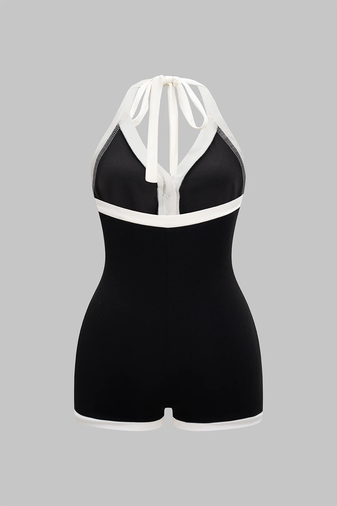 Plus Size Contrast Halter Tie-Up Backless Sleeveless Romper - Flockneti