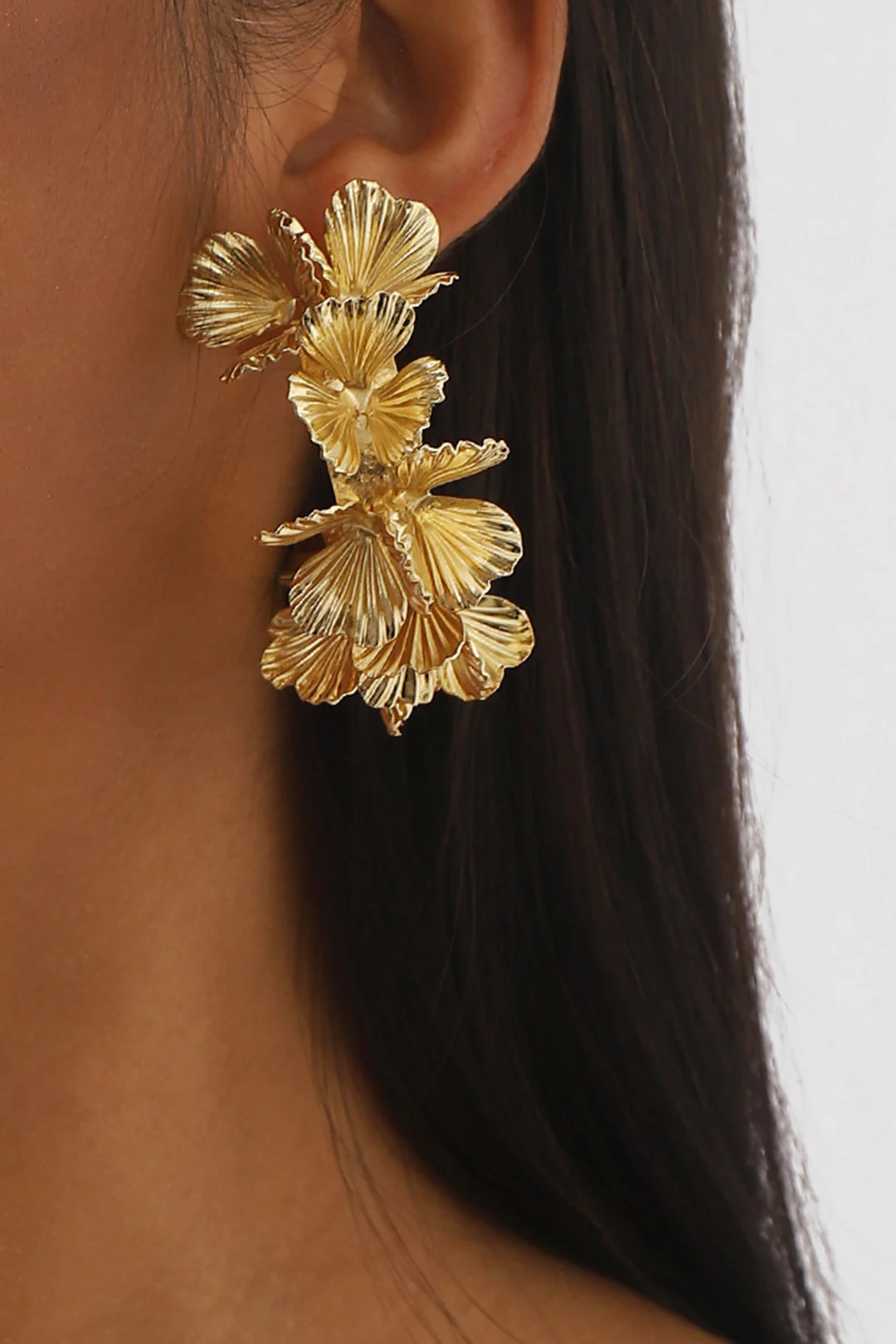 Metal 3D Floral C Shape Earrings - Flockneti