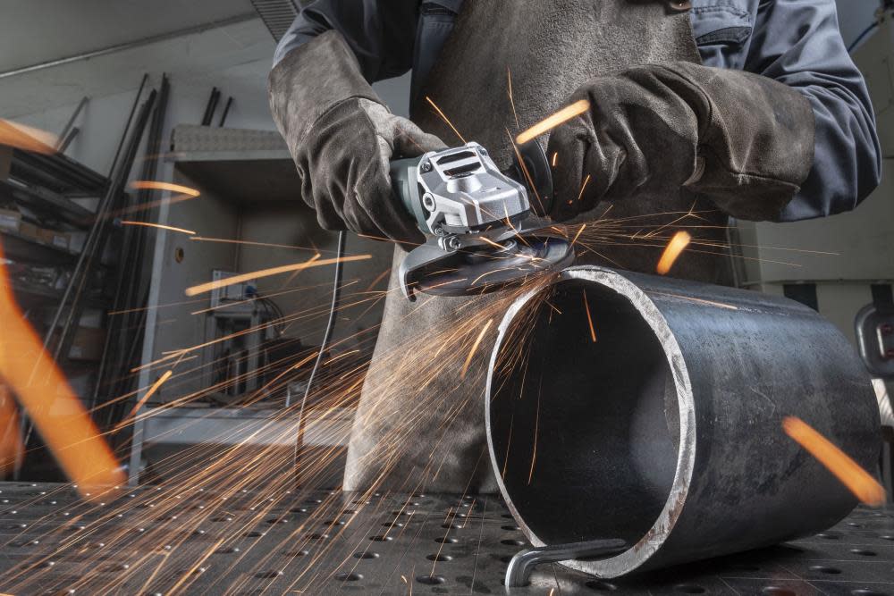 Metabo 4.5″ Angle Grinder – 11500 RPM – 7.0 AMP with Lock-On - Flockneti