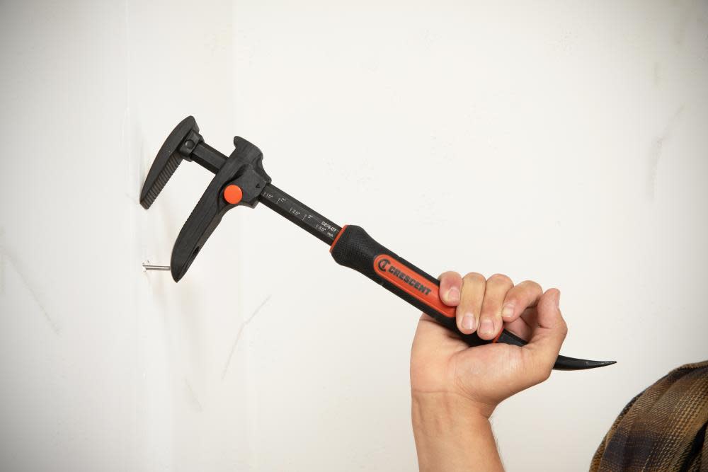 Crescent 16 Adjustable Pry Bar with Nail Puller - Flockneti