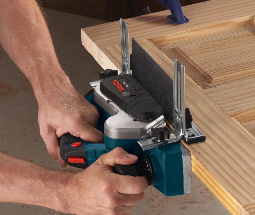 Bosch 3-1/4 In. Planer - Flockneti