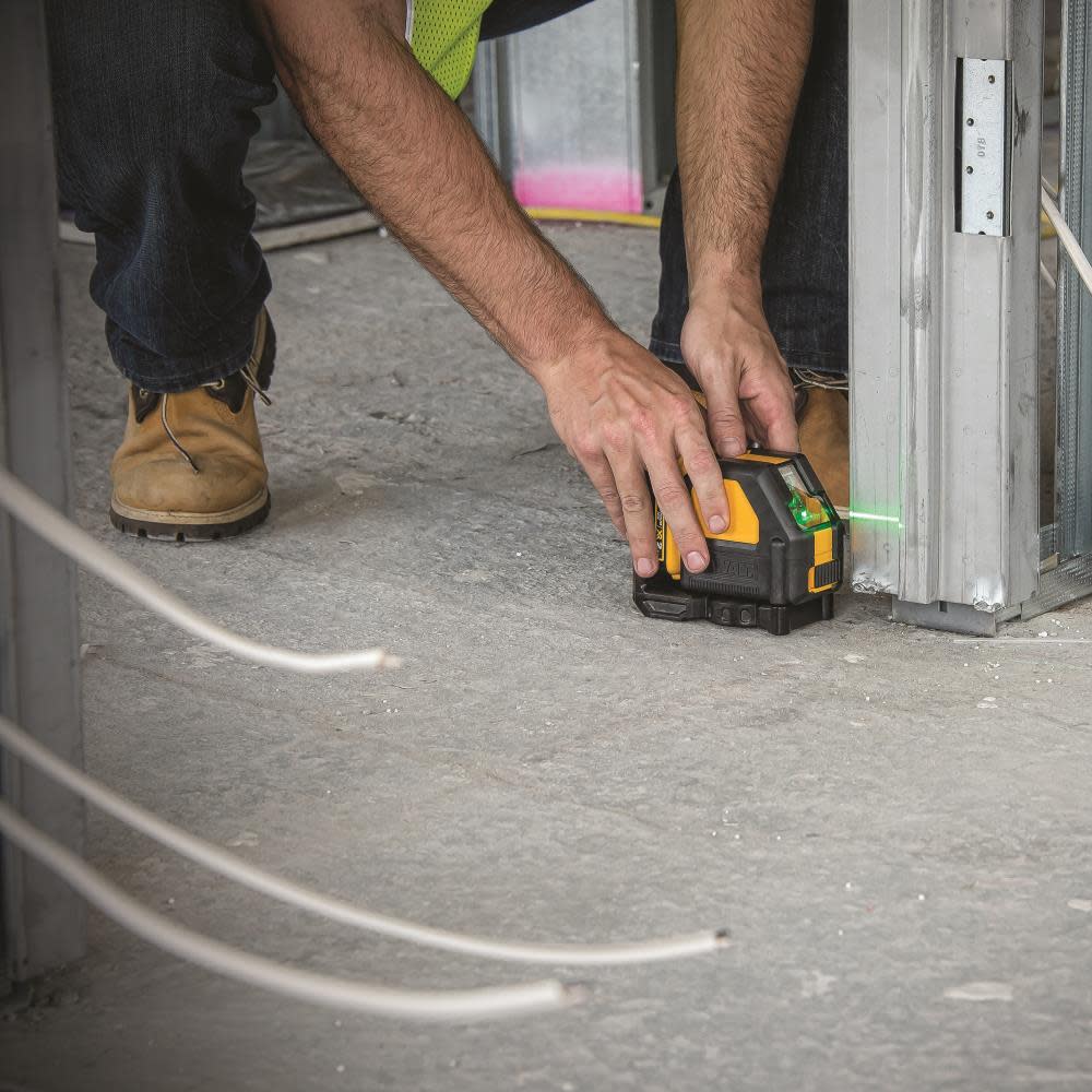 DEWALT 12 V Green Cross Line Laser - Flockneti