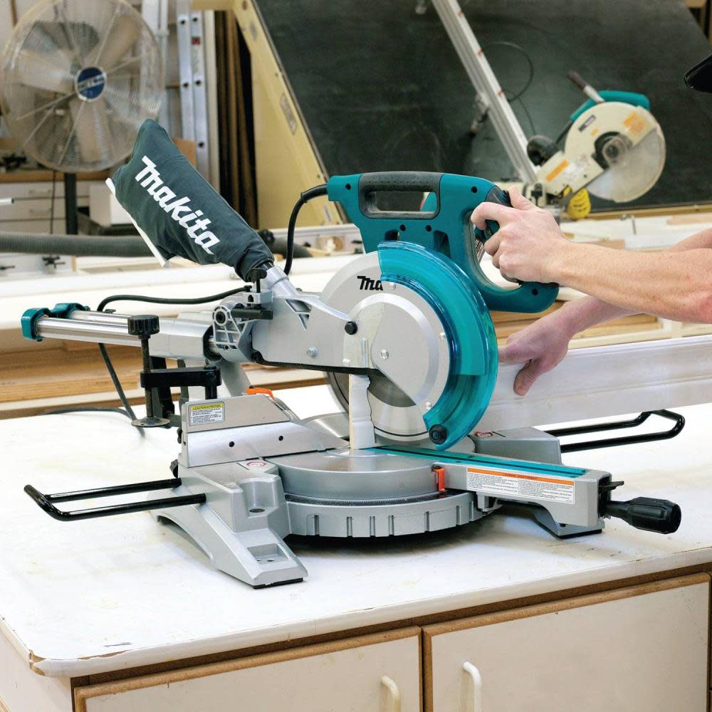 Makita 10 in. Slide Compound Miter Saw - Flockneti