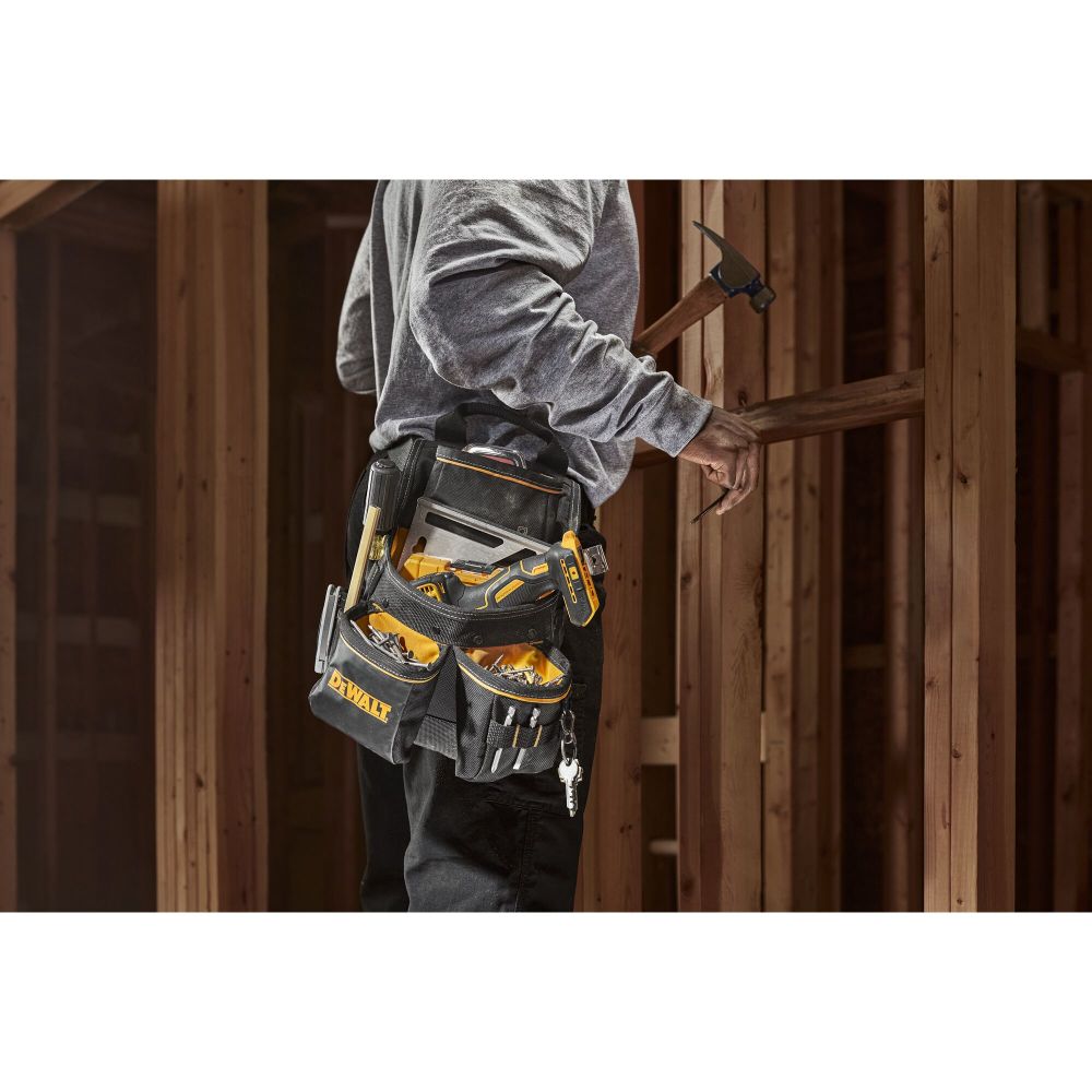 DEWALT Professional Nail Pouch - Flockneti