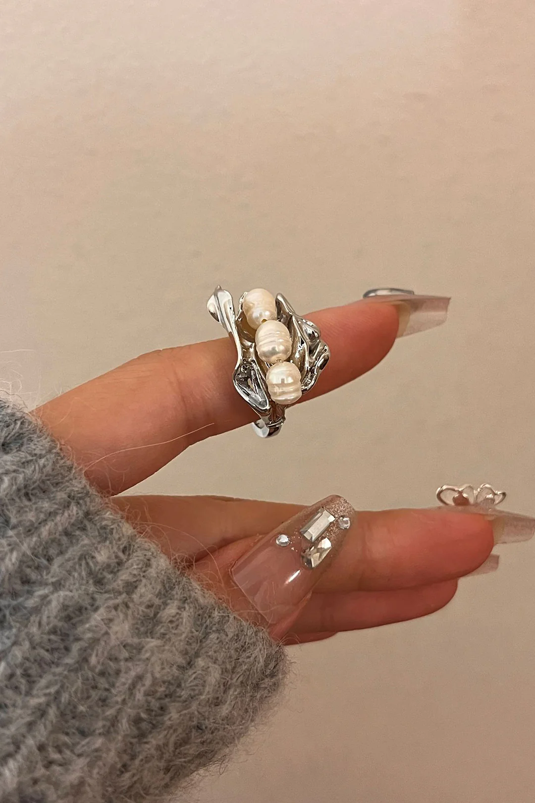 Pearl Diamond Decor Irregular Ring - Flockneti