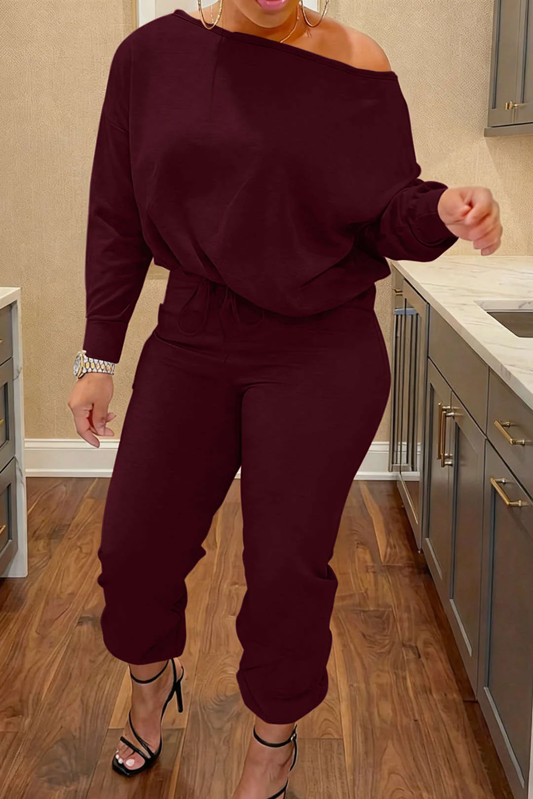 Plus Size Off-Shoulder Long-Sleeve Top And Drawstring Pants Set - Flockneti