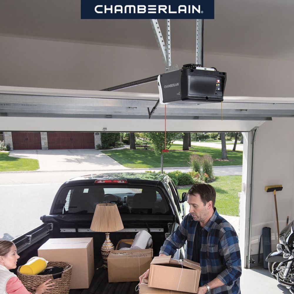 Chamberlain Garage Door Opener 1/2 HP Wi-Fi Chain Drive with Battery Backup - Flockneti