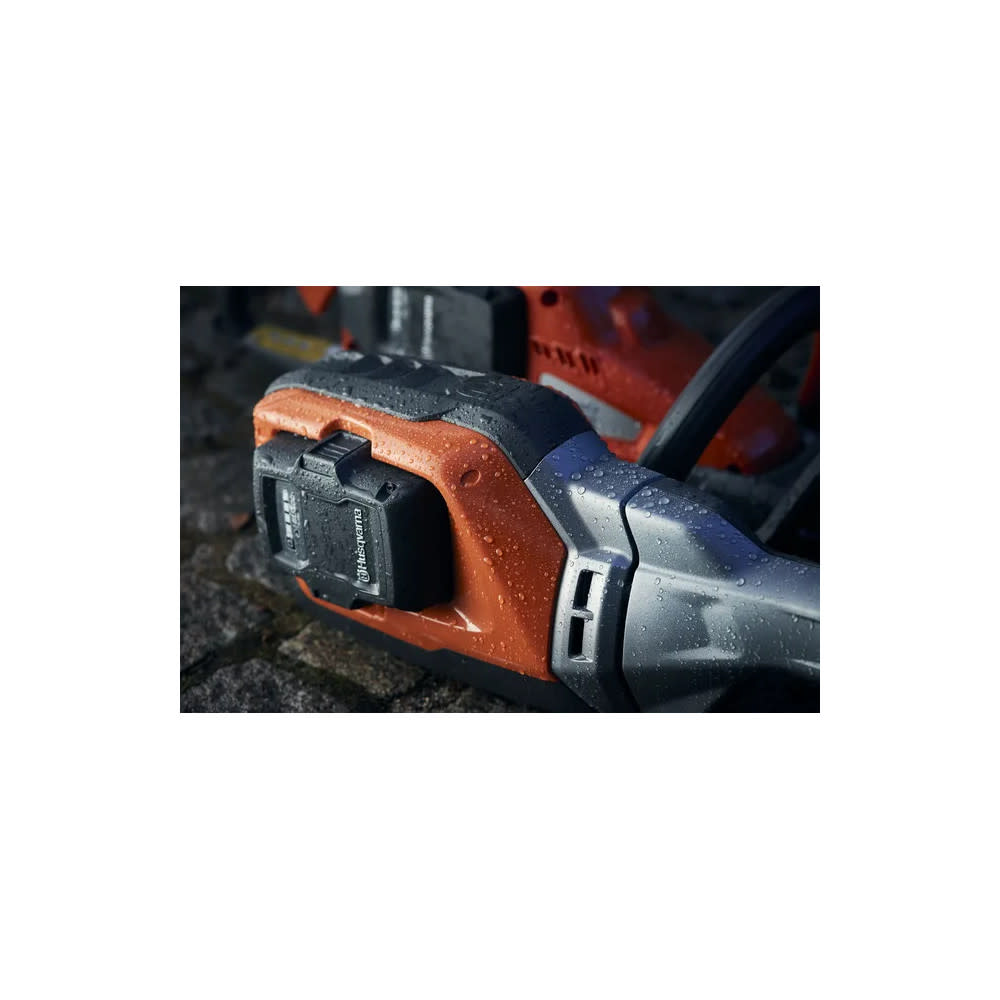 Husqvarna 530iP4 40V Pole Saw 12″ Bar & Chain Battery Powered Bare Tool - Flockneti