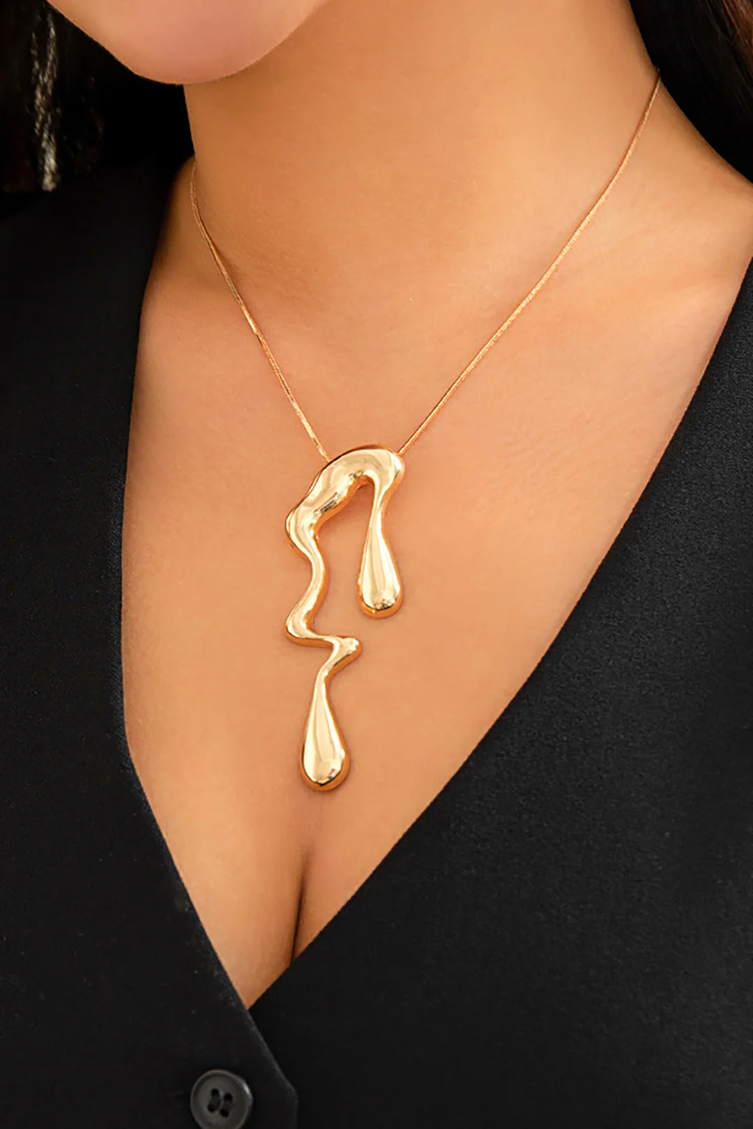 Metal Irregular Teardrop Liquid Design Necklace - Flockneti