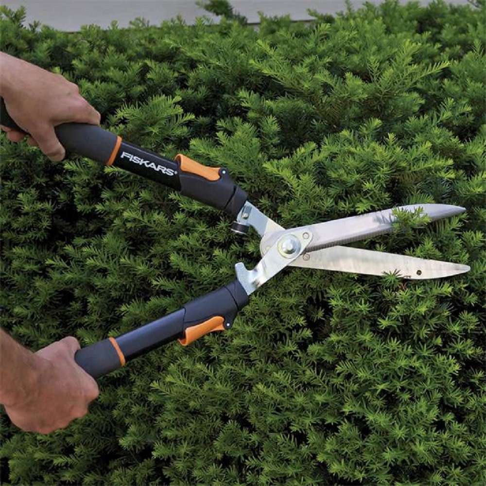 Fiskars 25″ – 33″ Power-Lever Extendable Hedge Shears - Flockneti