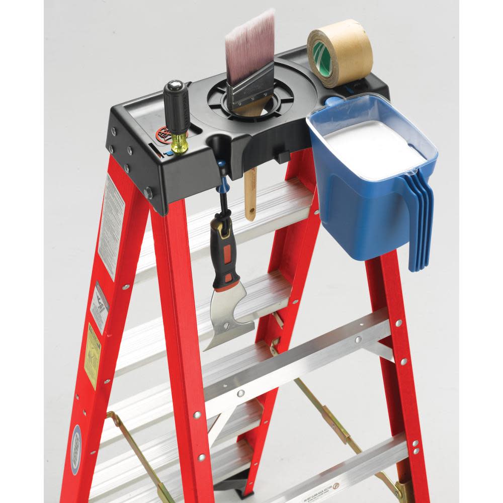 Werner 4 Ft. Type IAA Fiberglass Stepladder - Flockneti