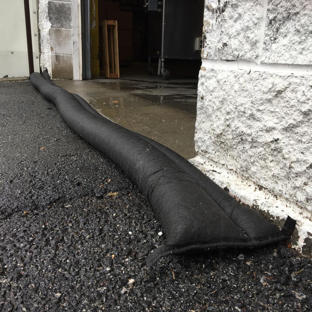 Quick Dam Flood Barrier 17ft 1/Pk - Flockneti