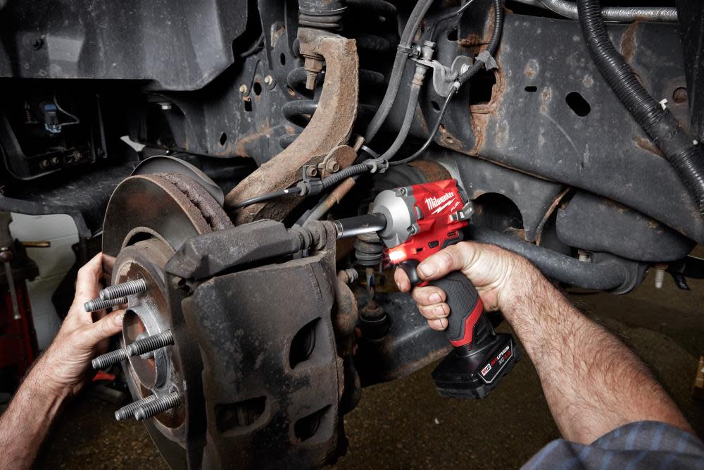 Milwaukee M12 FUEL Stubby 3/8 in. Impact Wrench (Bare Tool) Reconditioned - Flockneti