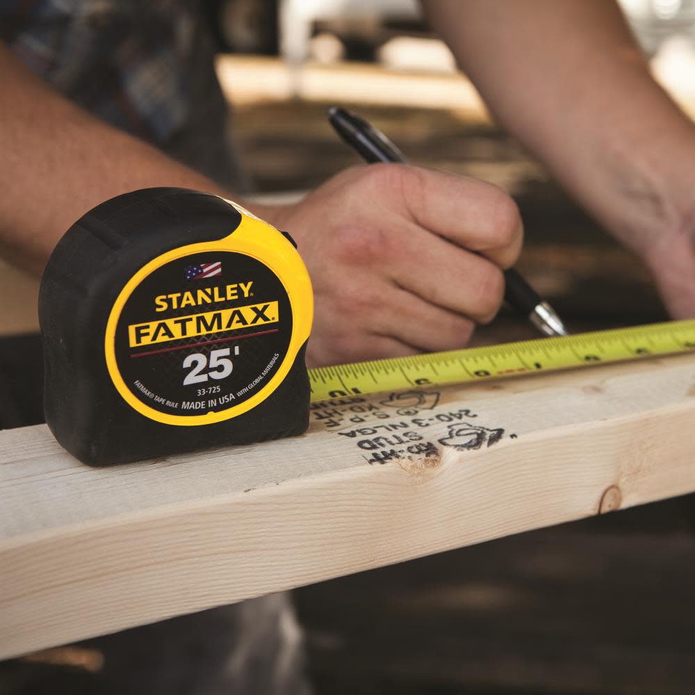 Stanley 25 ft. 1-1/4 in. FATMAX Classic Tape Measure - Flockneti