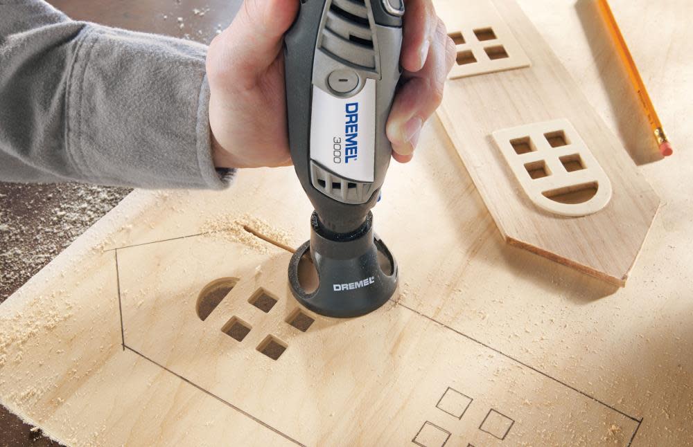 Dremel 1.2 Amp Corded Variable Speed Rotary Tool Kit - Flockneti