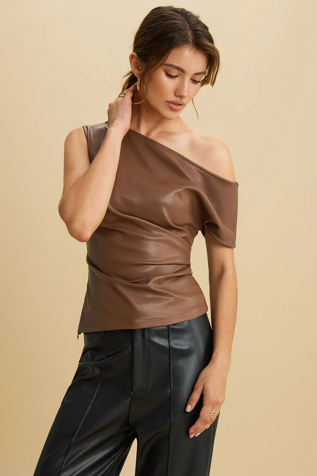 Faux Leather Asymmetrical Shoulder Ruched T-Shirt - Flockneti