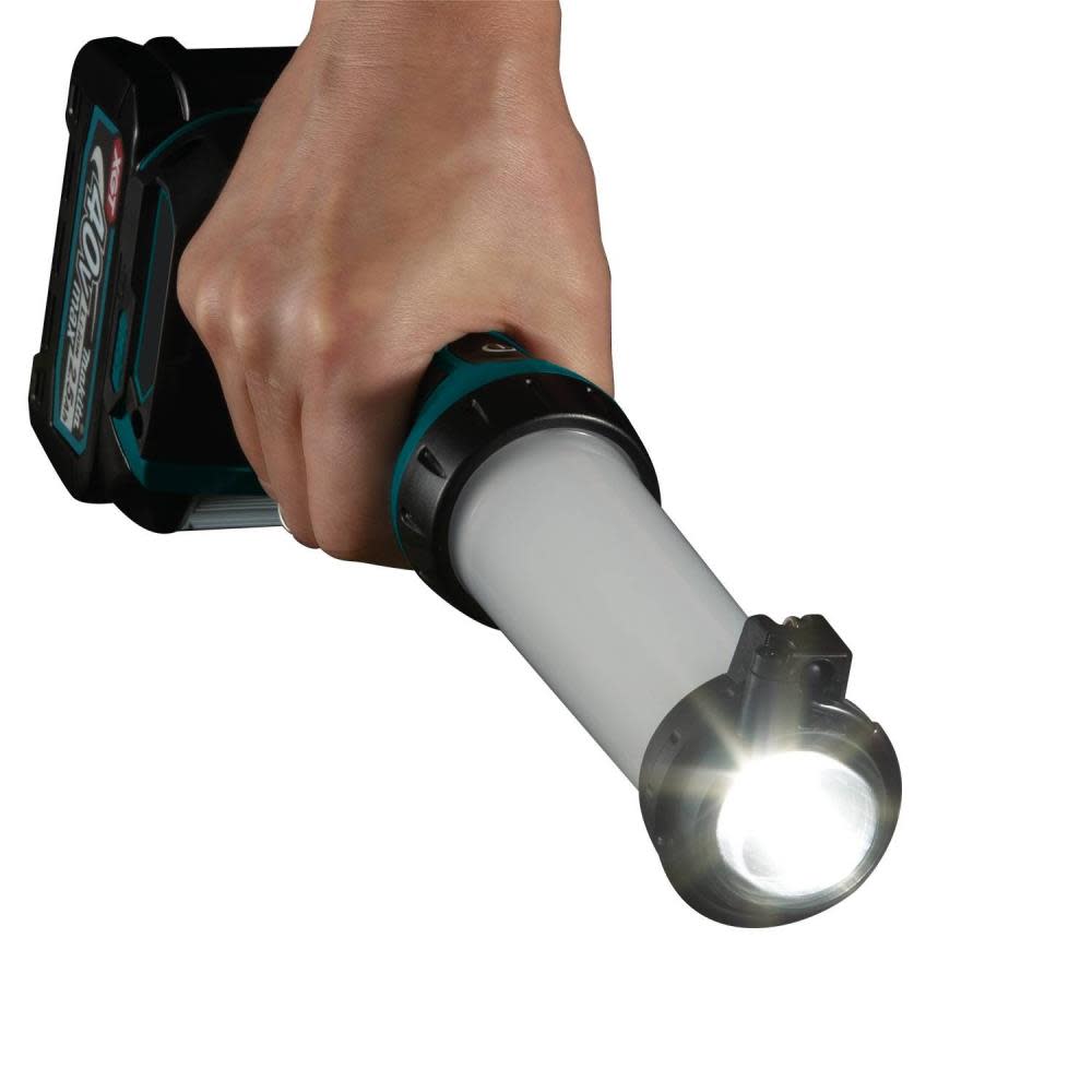 Makita XGT 40V max Cordless L.E.D. Lantern/Flashlight Bare Tool - Flockneti
