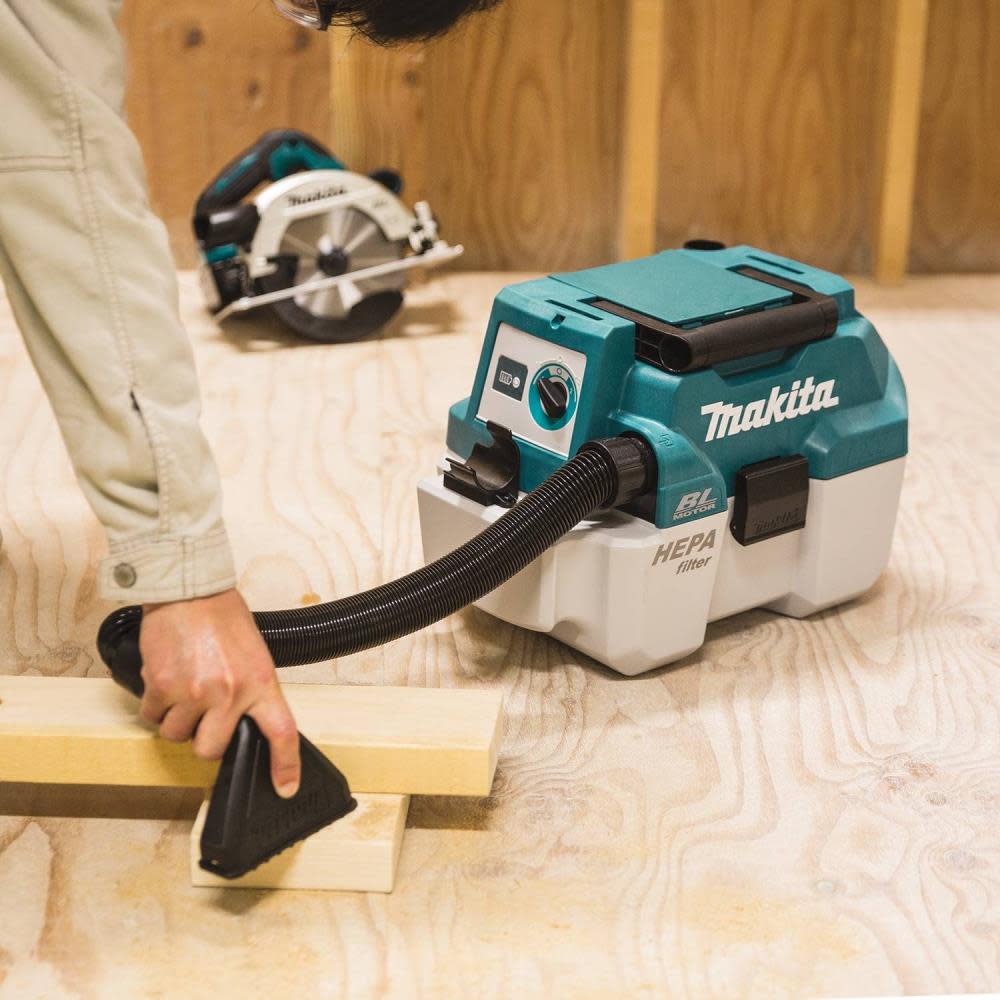 Makita 18V LXT 2 Gallon HEPA Portable Wet/Dry Dust Extractor/Vacuum Kit - Flockneti