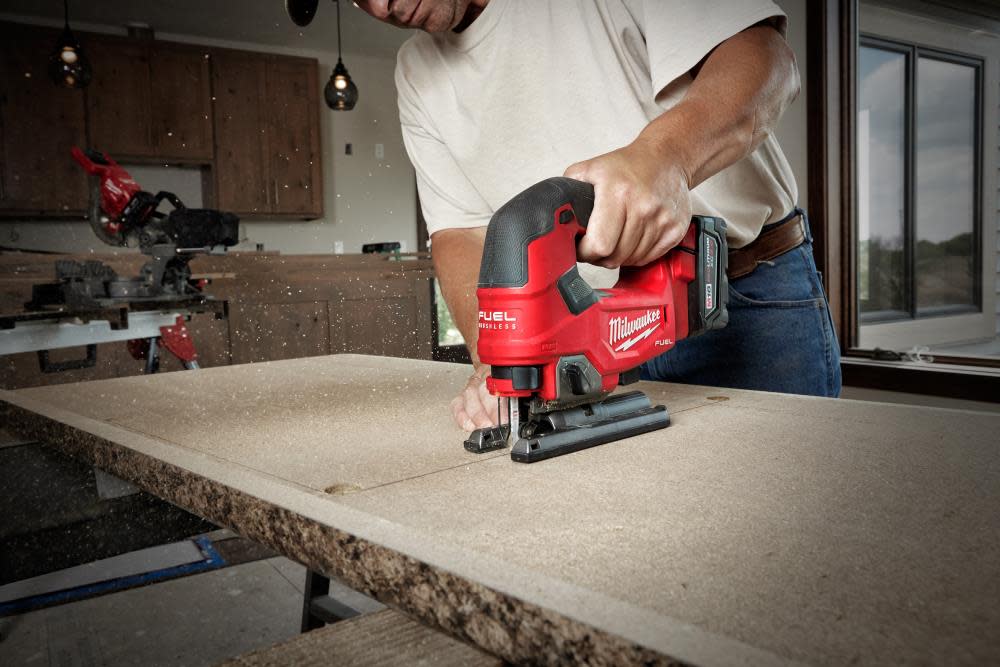 Milwaukee M18 FUEL D-handle Jig Saw Reconditioned - Flockneti