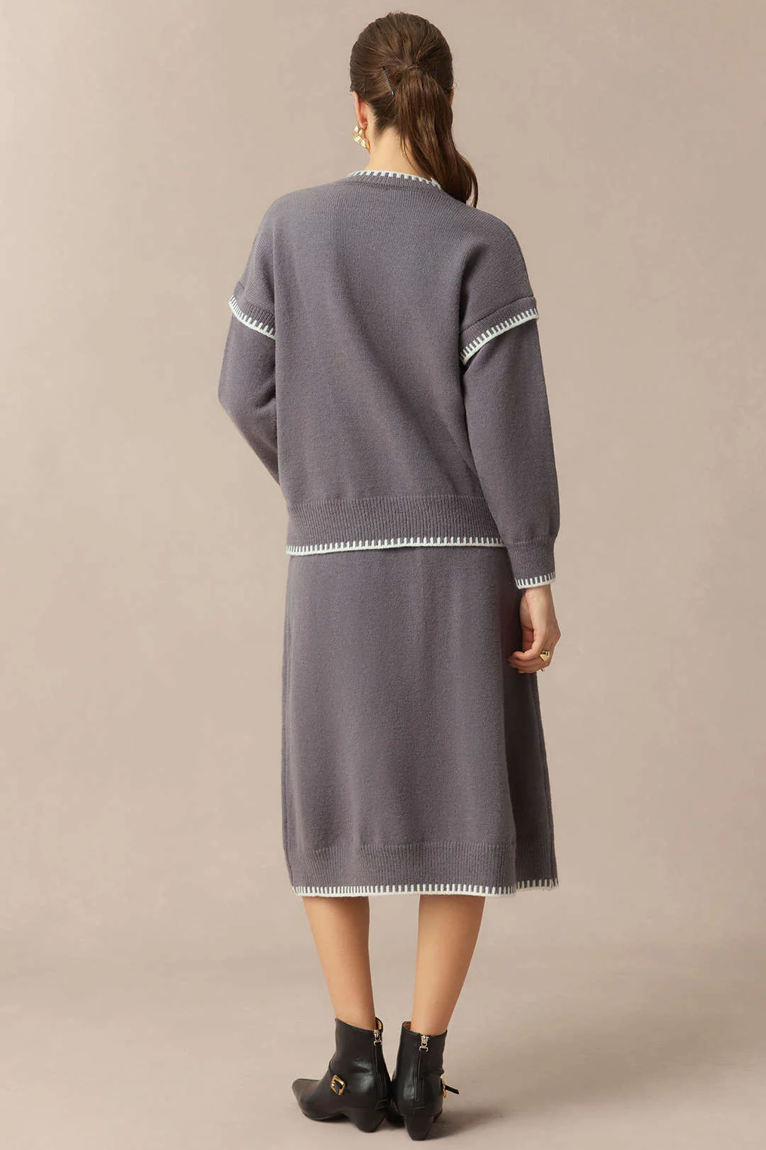 Knit Contrast Binding Round Neck Long-Sleeve Top And Skirt Set - Flockneti