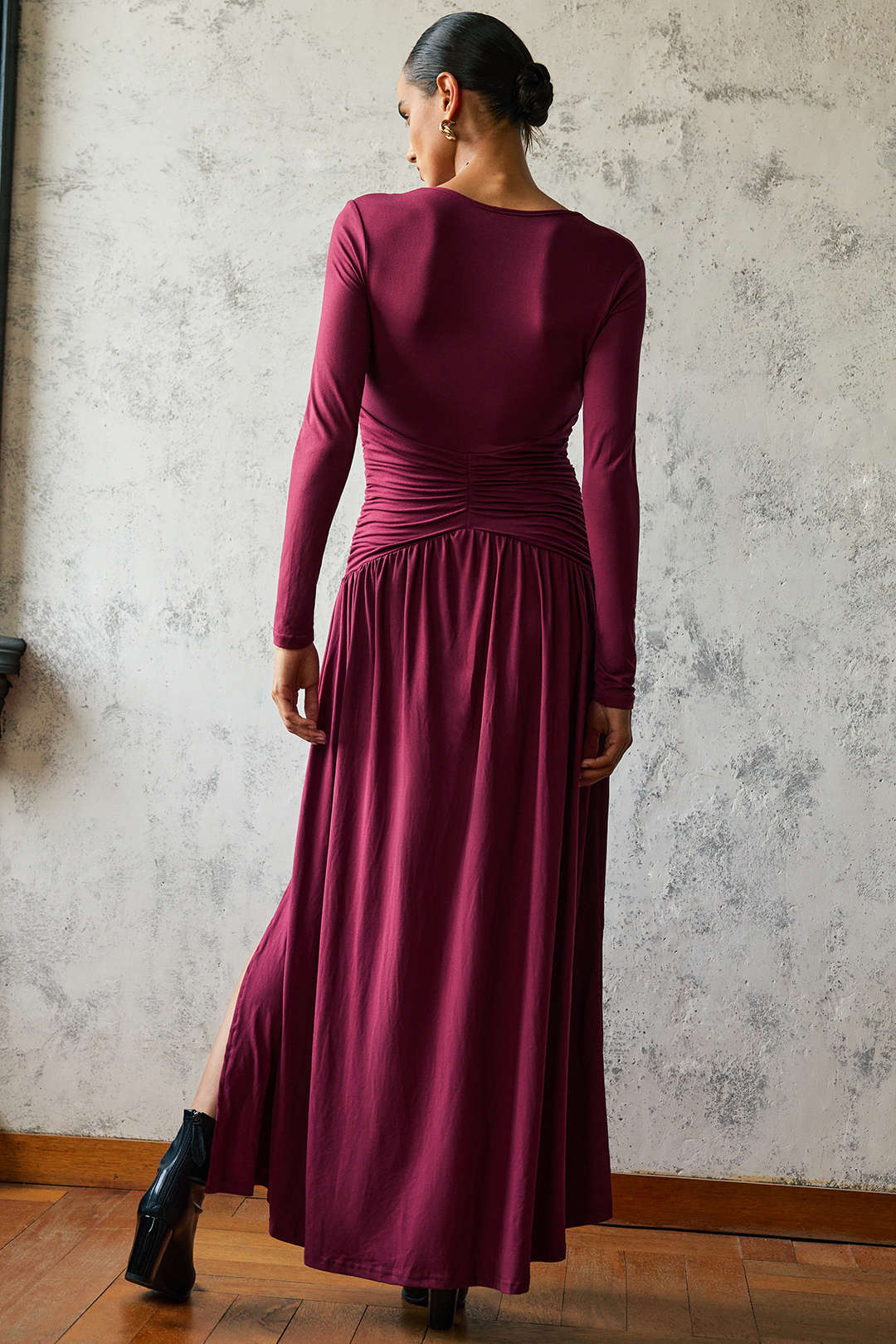 Ruched V-Neck Long Sleeve Maxi Dress - Flockneti