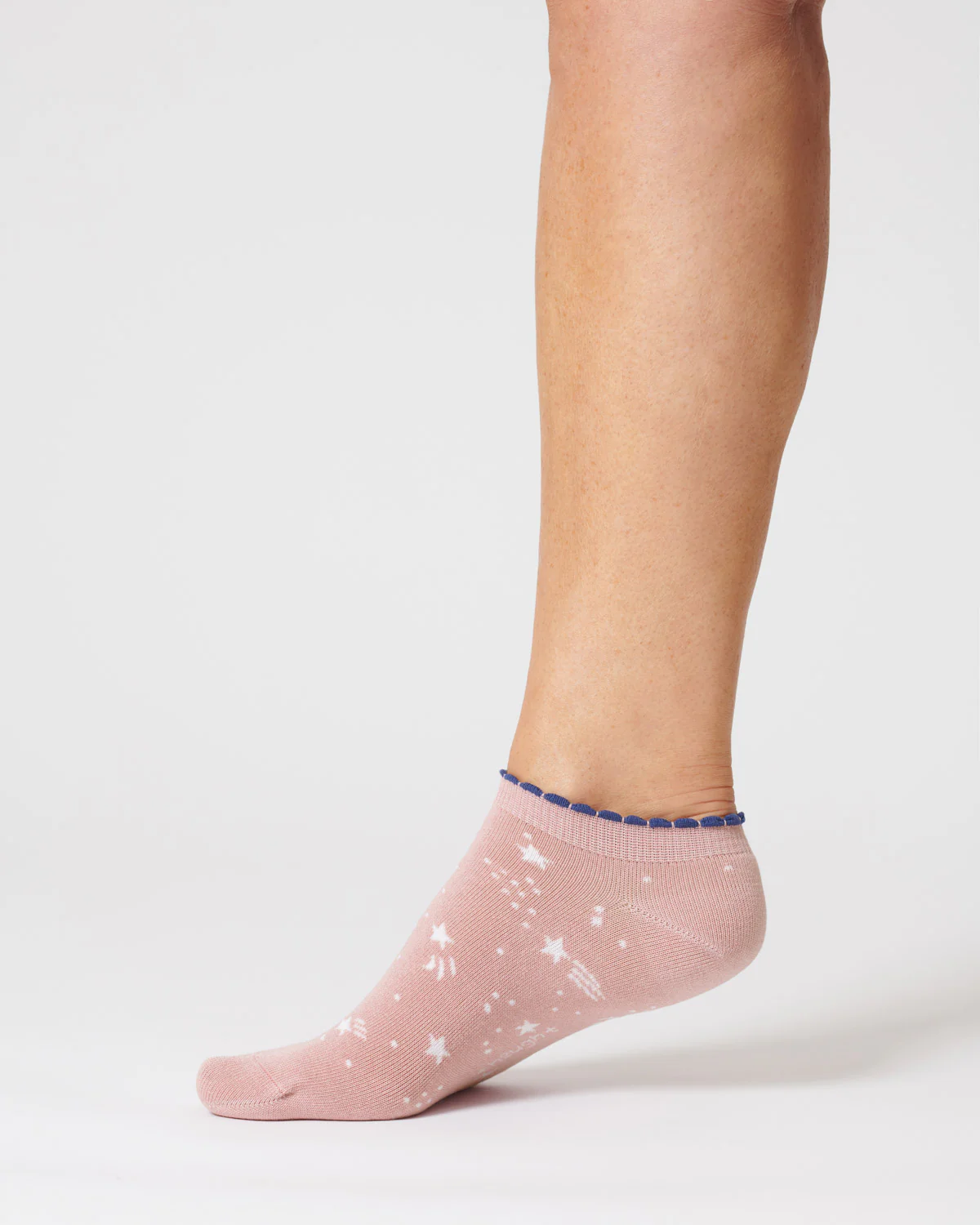 Womens Starry Organic Cotton Trainer Socks - Blush Pink - Flockneti