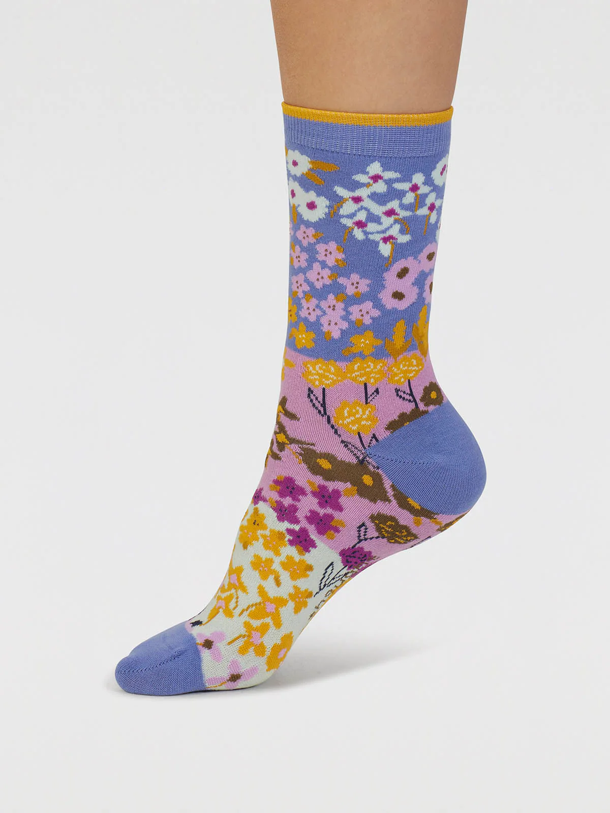 Marguerite Floral Organic Cotton Socks - Light Sapphire Blue - Flockneti