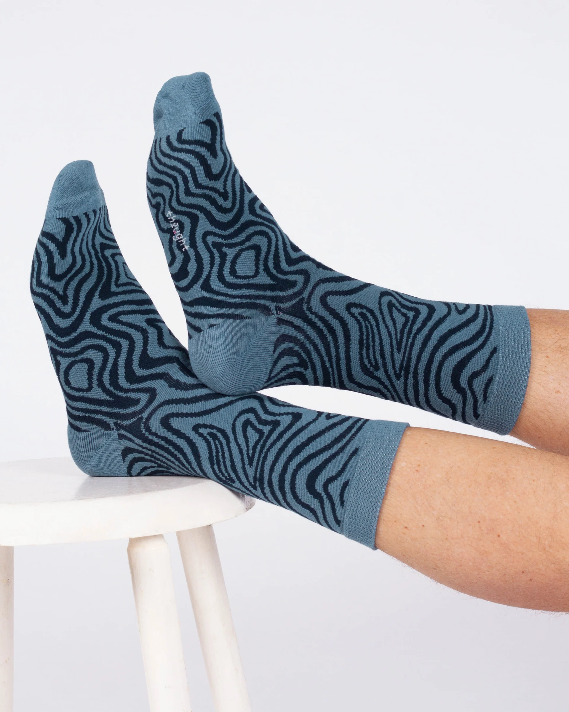Abstract Bamboo Crew Socks - Blue/Navy Wave - Flockneti