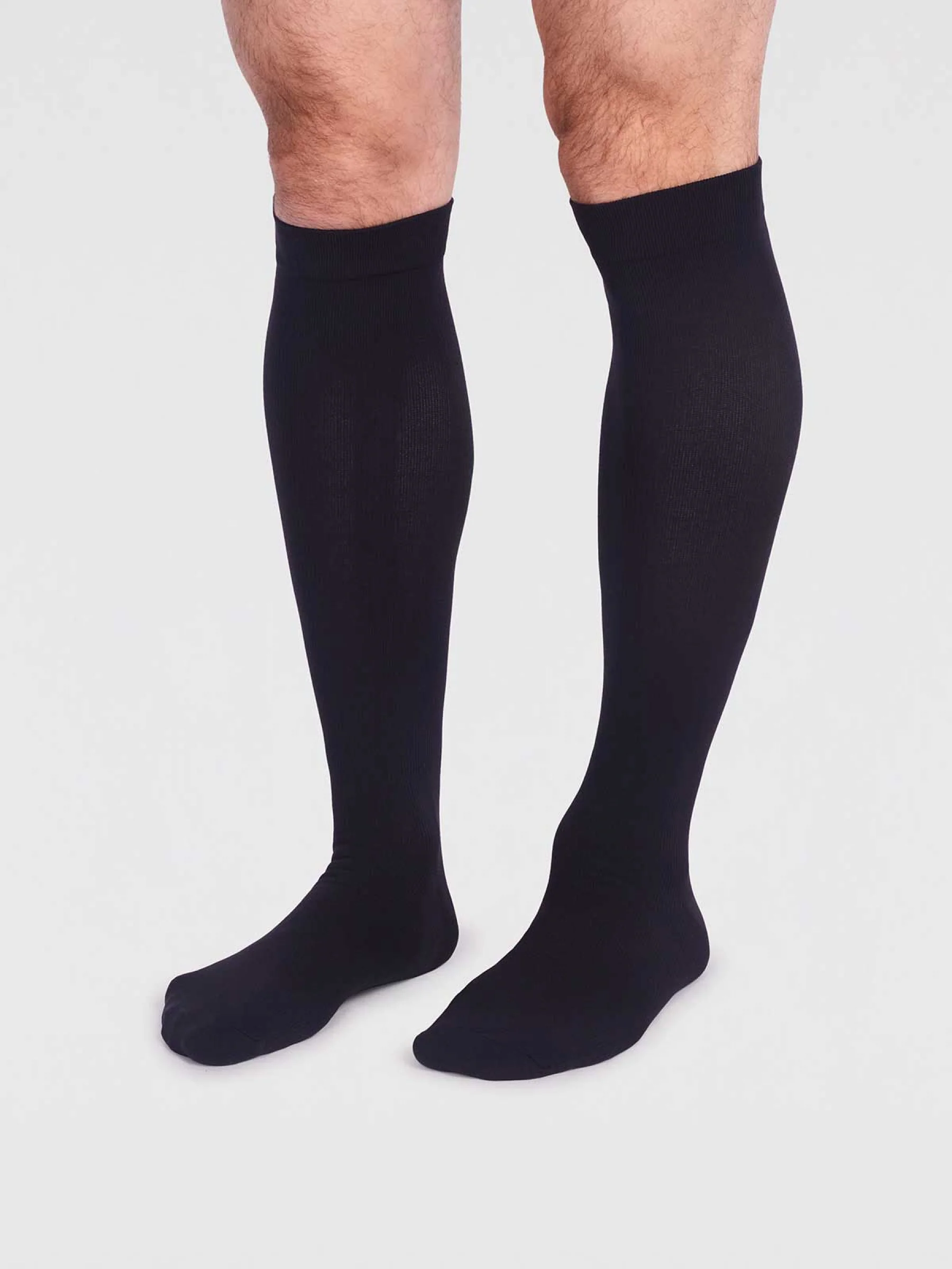 Essential Recycled Nylon Compression Flight Socks - Black - Flockneti