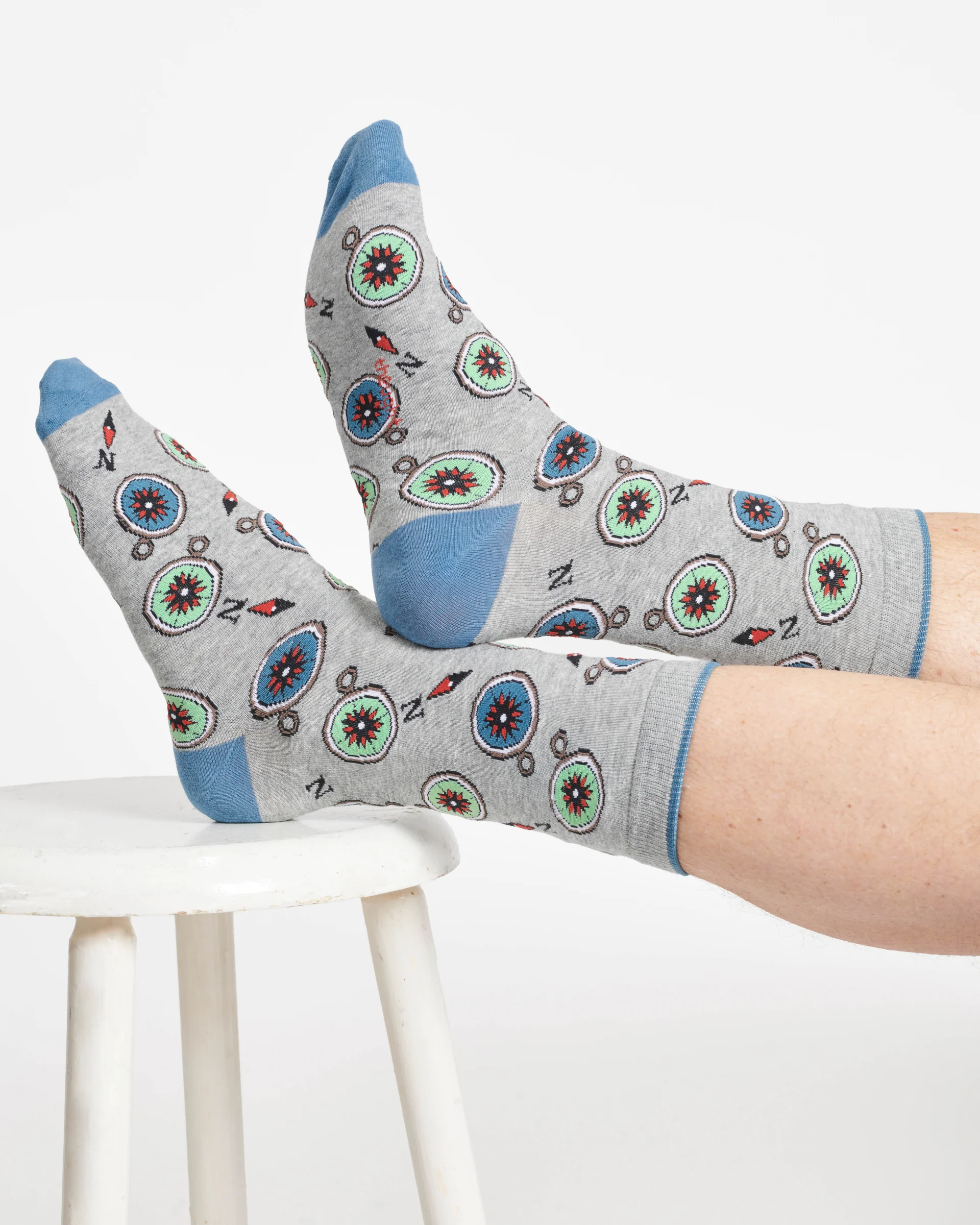 The Explorer Bamboo Gift Box of 4 Socks - Blue/Navy/Burgundy/Grey - Flockneti