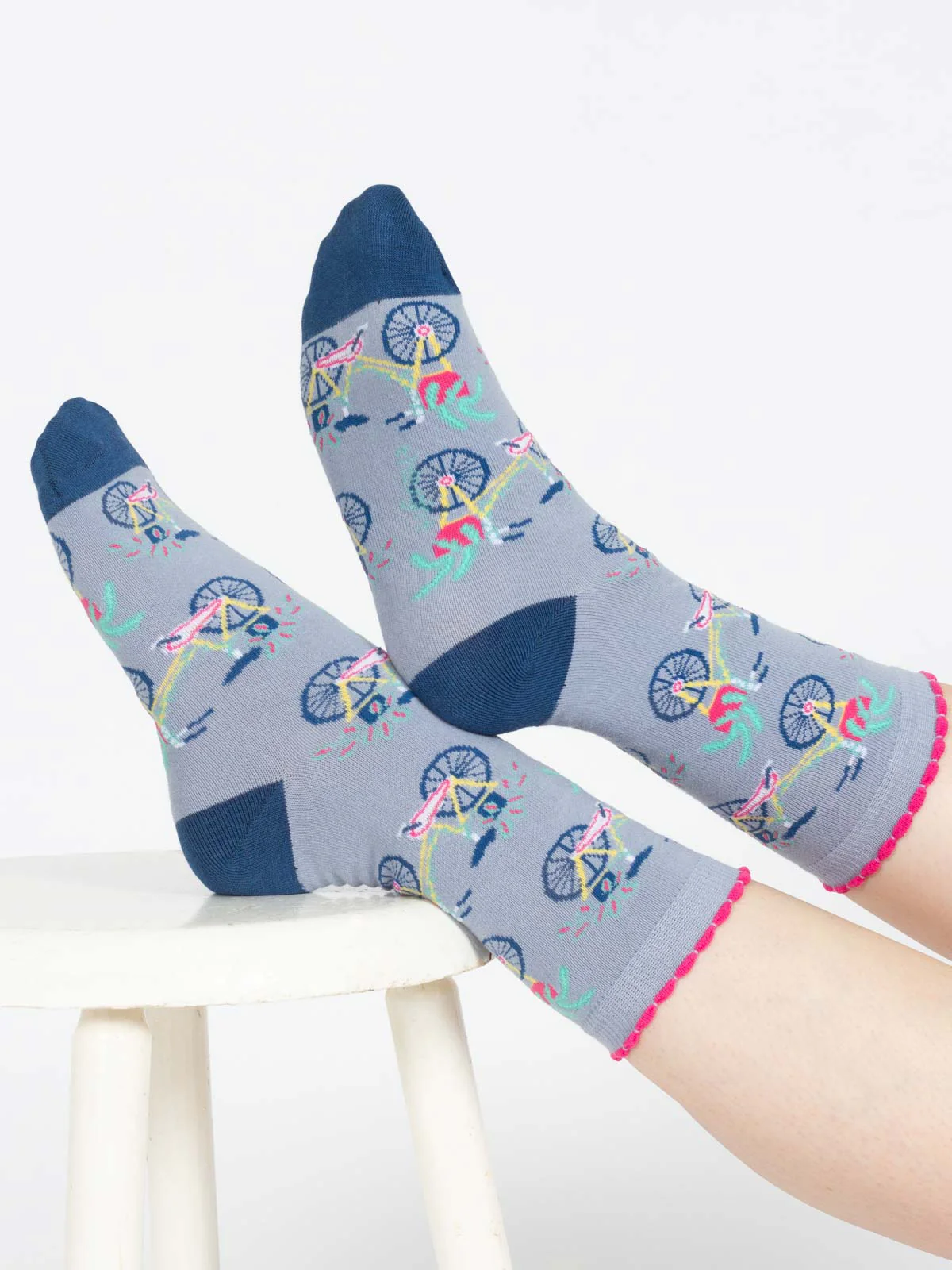 Fauna Basket Bicycle Bamboo Ankle Sock in a Box - Blue Multi - Flockneti