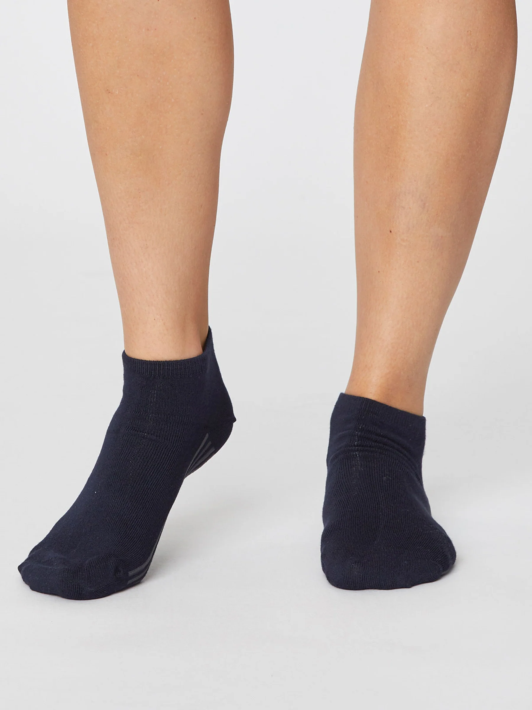Solid Jane Trainer Socks - Navy - Flockneti