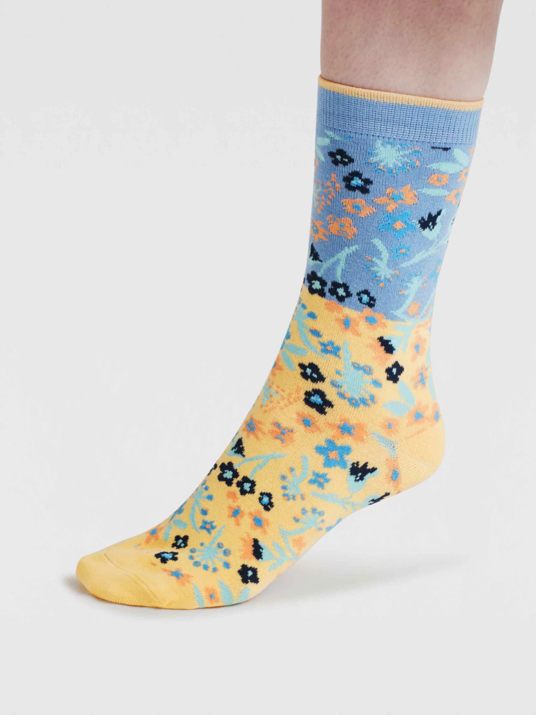Womens Daisy Ditsy Floral Organic Cotton Socks - Chambray Blue - Flockneti