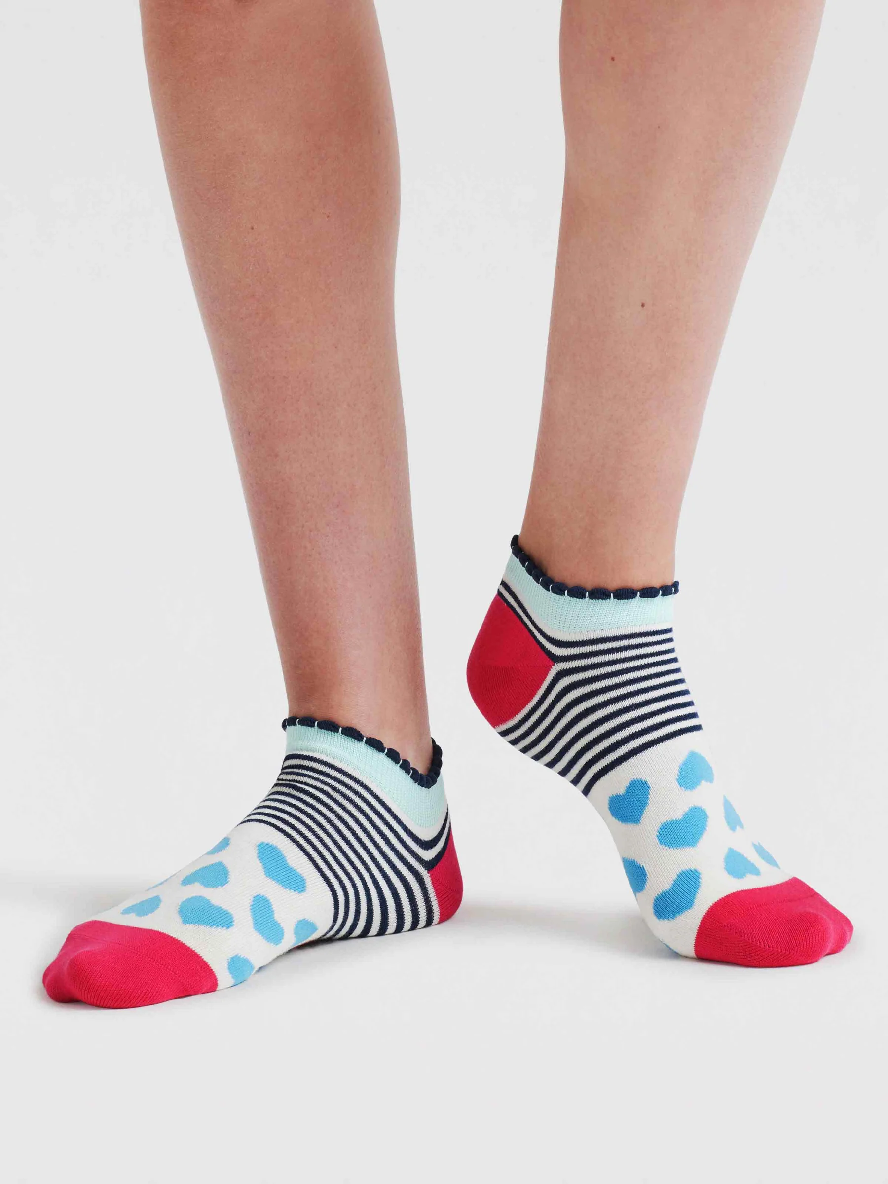 Womens Islay Heart Bamboo Trainer Socks - Neon Pink - Flockneti