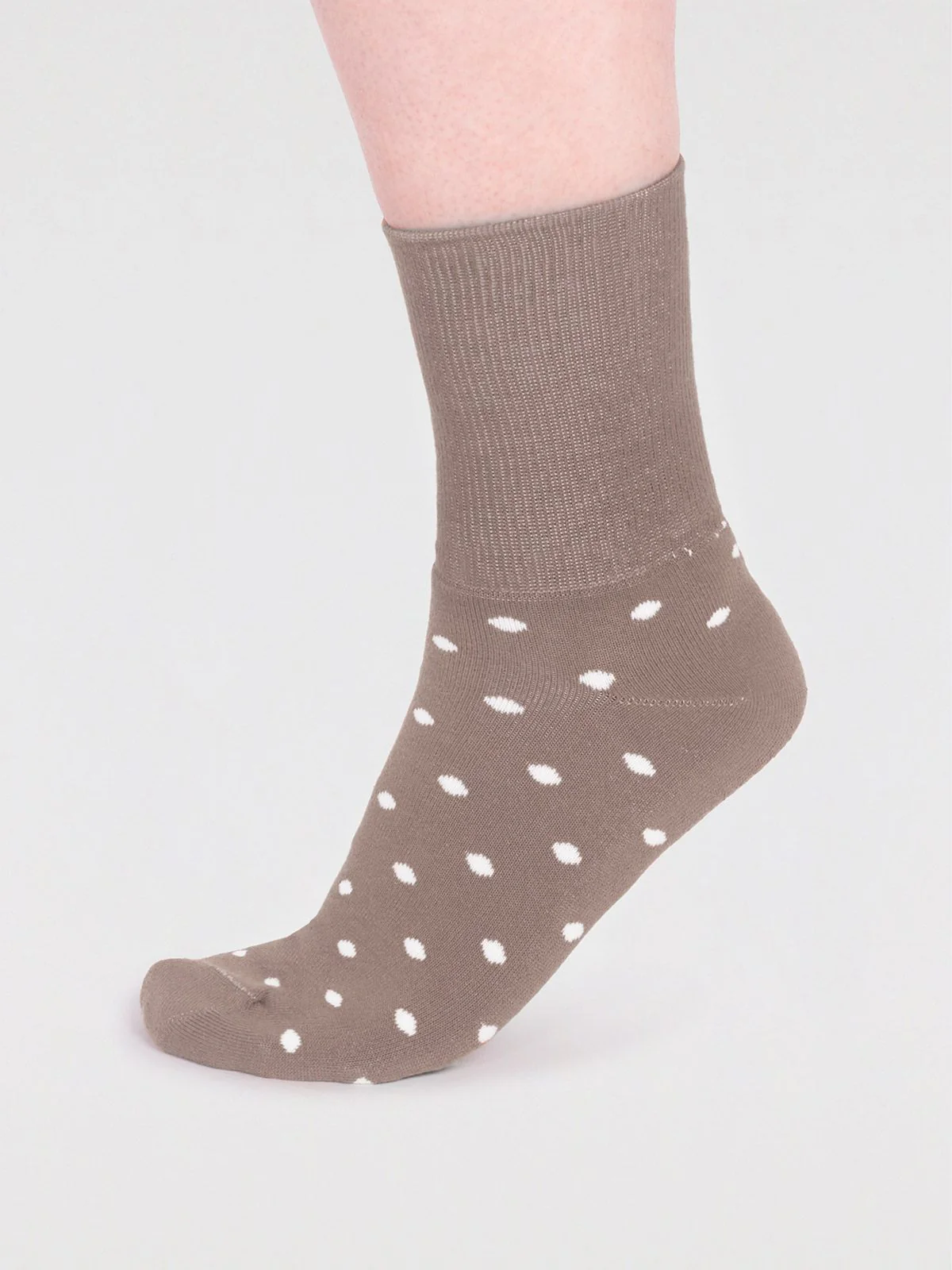 Amara Organic Cotton Spot Walker Socks - Olive Green - Flockneti