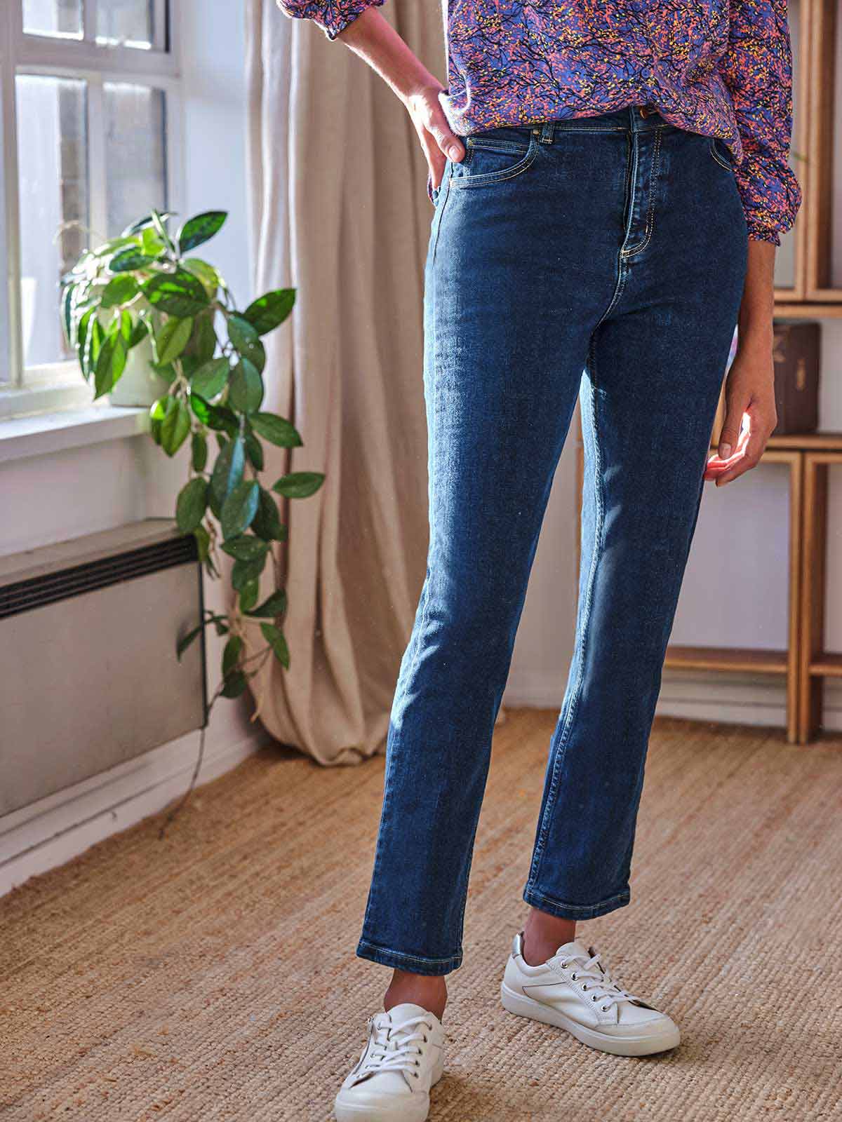 Essential Organic Cotton Slim Straight Jeans - Dark Indigo Blue - Flockneti