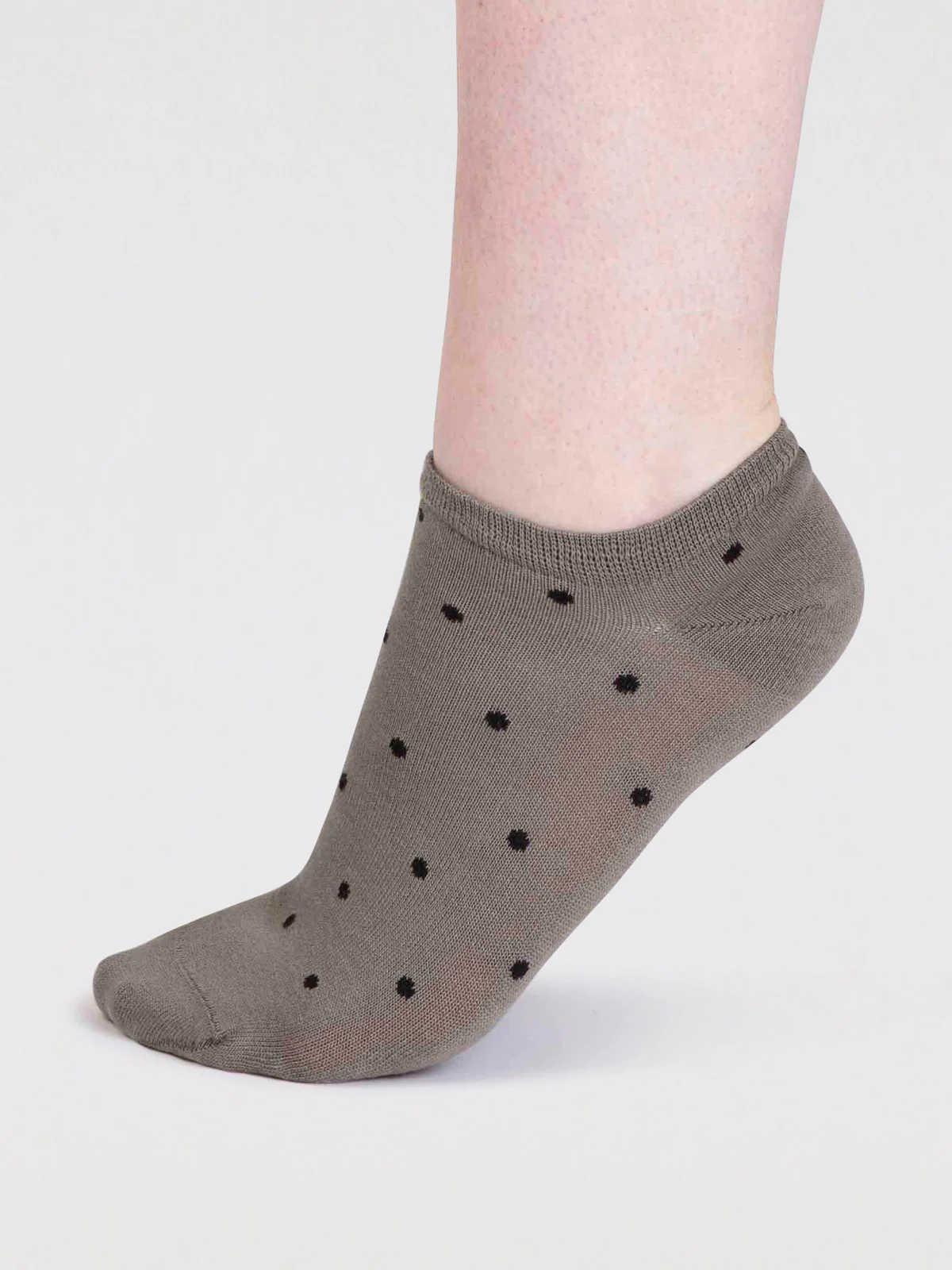 Dottie Bamboo Spotty Trainer Socks - Pea Green - Flockneti